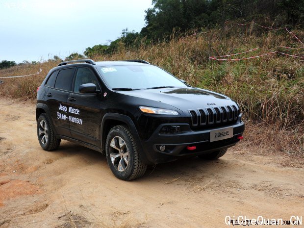 Jeep ɹ 2014 3.2L Trailhawk