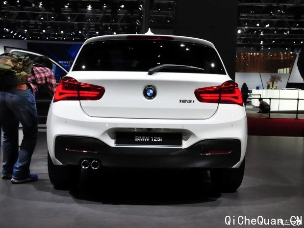 () 1ϵ 2015 125i M Sport