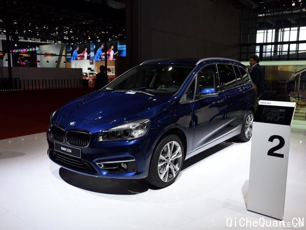 () 2ϵGran Tourer 2015 218i